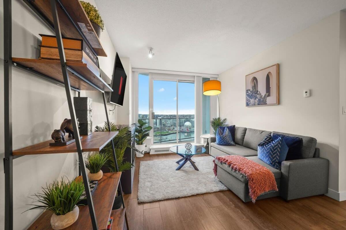 Dazzling Condo By Stadium Downtown With Free Parking Vancouver Zewnętrze zdjęcie