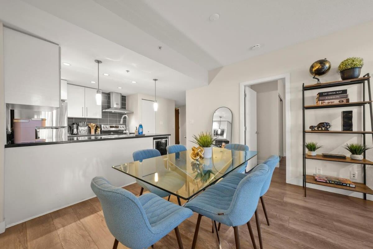 Dazzling Condo By Stadium Downtown With Free Parking Vancouver Zewnętrze zdjęcie