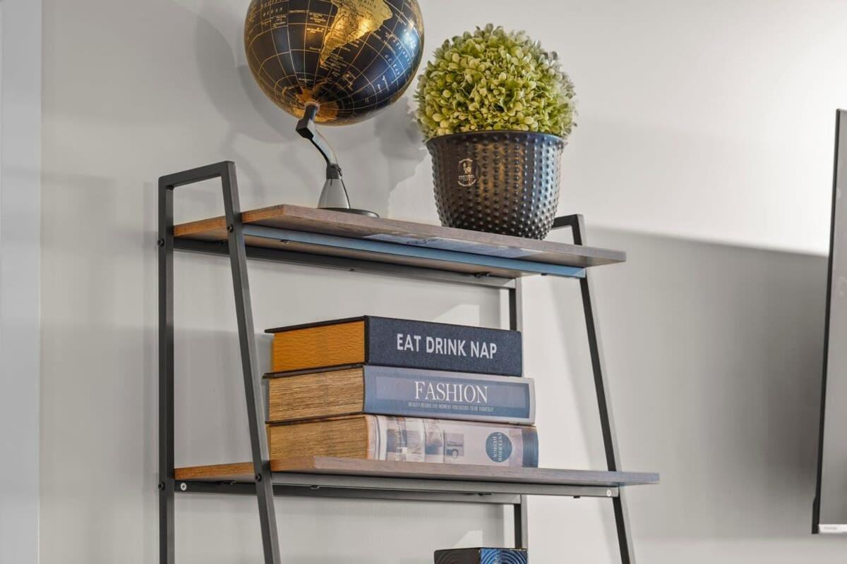 Dazzling Condo By Stadium Downtown With Free Parking Vancouver Zewnętrze zdjęcie