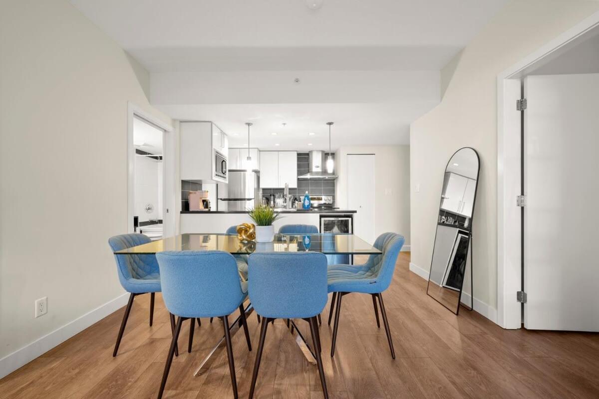 Dazzling Condo By Stadium Downtown With Free Parking Vancouver Zewnętrze zdjęcie