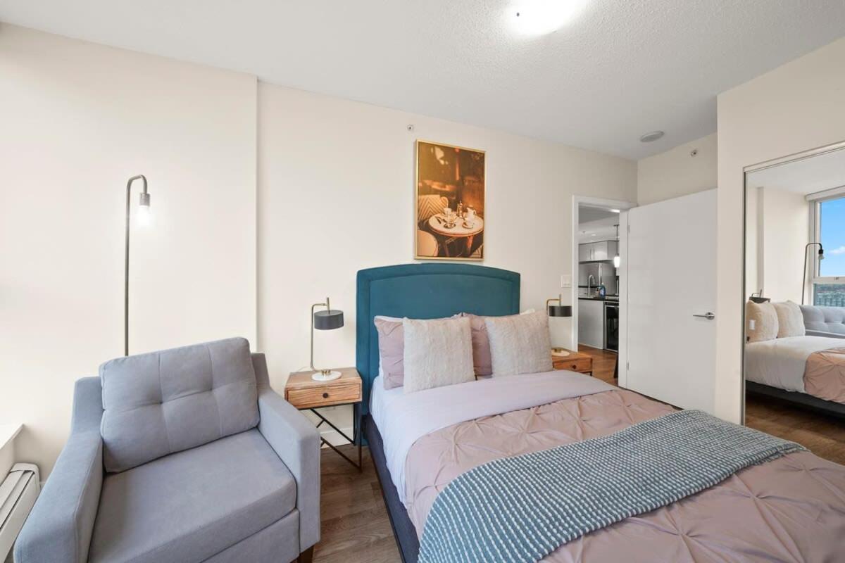 Dazzling Condo By Stadium Downtown With Free Parking Vancouver Zewnętrze zdjęcie